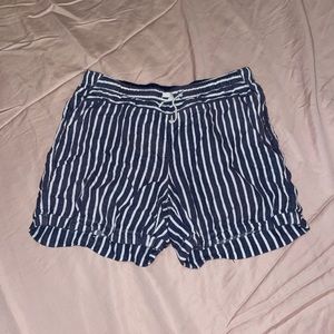Shorts - blue striped